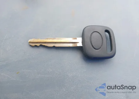 2003 Toyota Camry Le from USA, damaged, VIN 4T1BE32KX3U207658